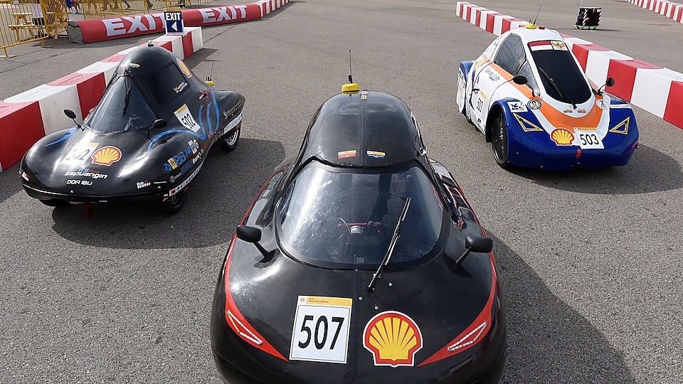 Shell Drivers’ World Championship merupakan bagian dari Make the Future Singapore yang memilih pengemudi terhandal yang dapat mengemudikan kendaraan dengan cepat namun hemat energi.