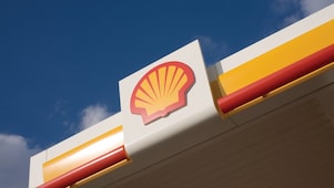 Shell gas station top logo