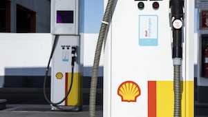 Mobil Mesin Diesel Irit Bahan Bakar? Simak Informasi Informasinya di Sini!