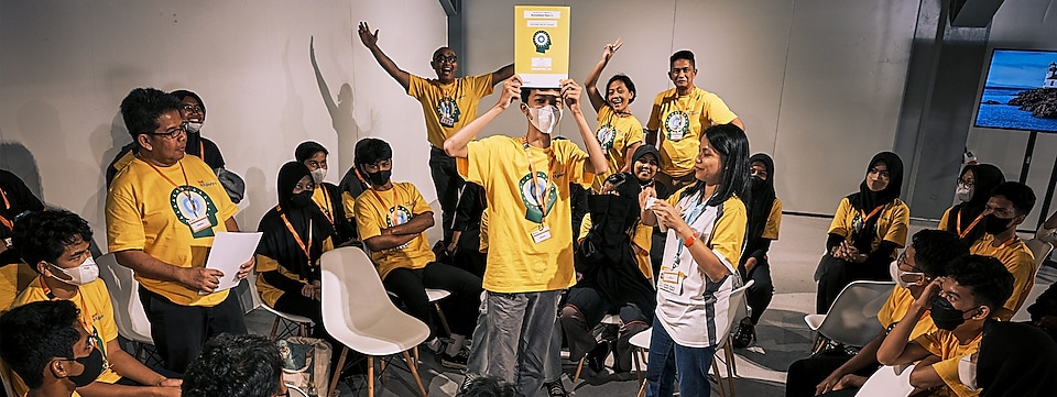 Keceriaan peserta dan juga para mentor saat Shell NXplorers berlangsung secara offline di Sirkuit Internasional Mandalika, Lombok.