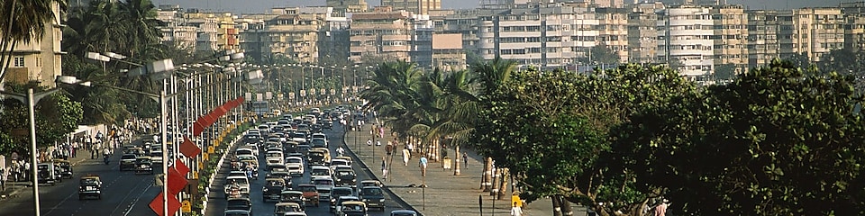 Kemacetan di Marine Drive di Bombay, India
