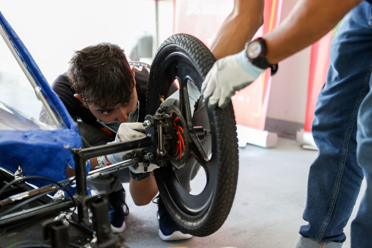 Man fixing a tyre