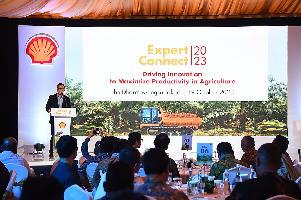 Foto 2: Pembukaan Shell ExpertConnect 2023 untuk sektor pertanian di Jakarta (19/10/2023).