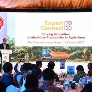 Foto 2: Pembukaan Shell ExpertConnect 2023 untuk sektor pertanian di Jakarta (19/10/2023).