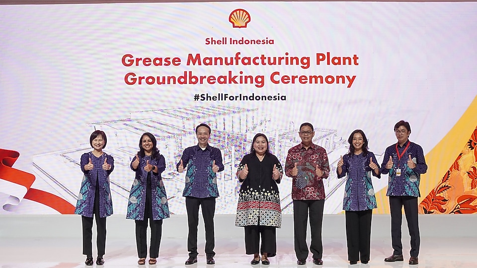 Peresmian groundbreaking pembangunan pabrik manufaktur gemuk Shell di Indonesia (2)