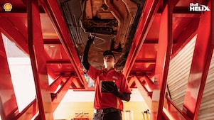 Waspada! Ini 5 Akibat Buruk Kalau Terlambat Ganti Oli Mobil