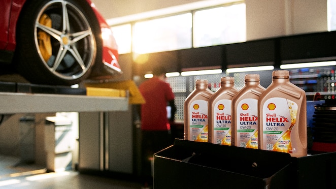 Produk oli Shell Helix Ultra