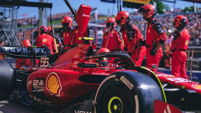 Ultra Squad yang akan menguji langsung produk terbaru Shell Helix Ultra di lapangan.