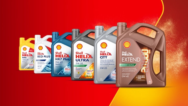 Rangkaian produk oli Shell Helix Fully Syntetic.